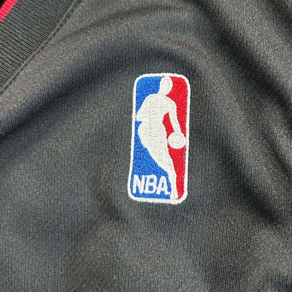 Adidas NBA LeBron James Miami Heat Jersey Youth size Medium 10-12 - Picture 5 of 9